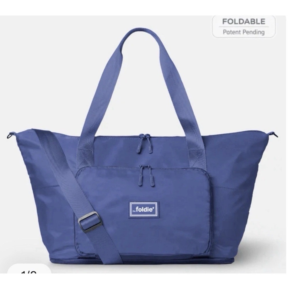 The Foldie Foldable Expandable Travel Duffle Bag Blue Lightweight Packable NWT